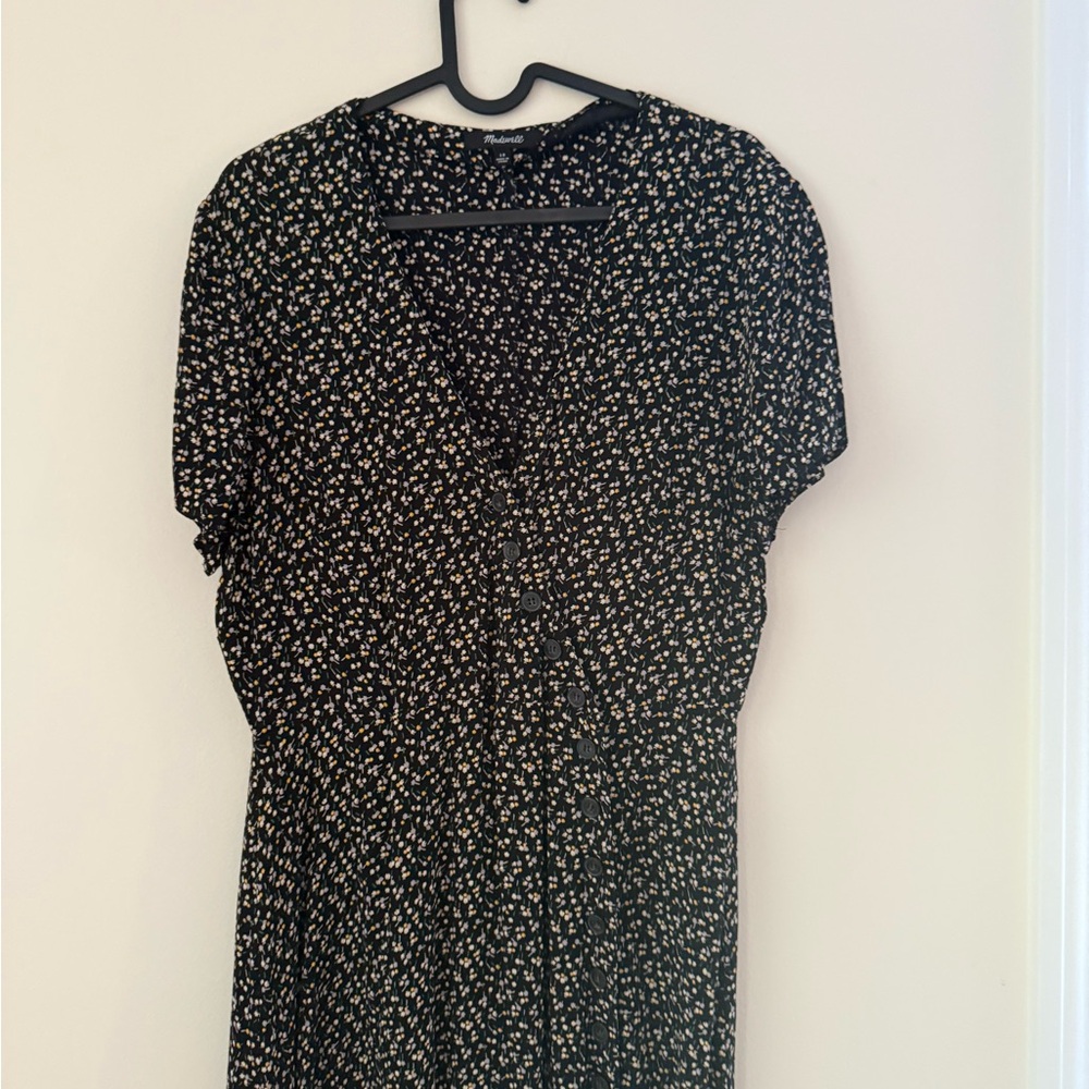 Madewell Button Wrap Floral Dress - Picture 5 of 6